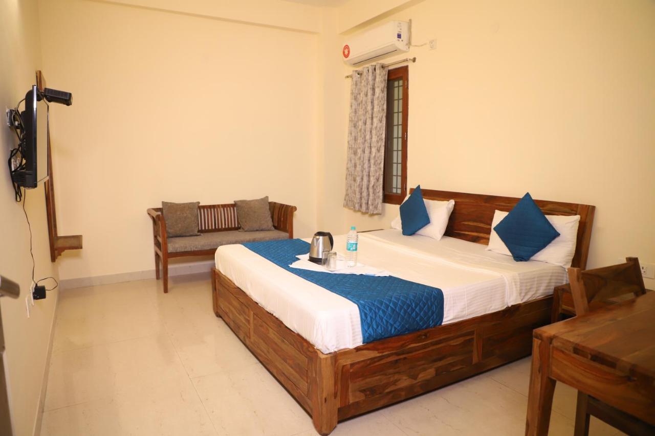 Hotel The York Noida Dış mekan fotoğraf