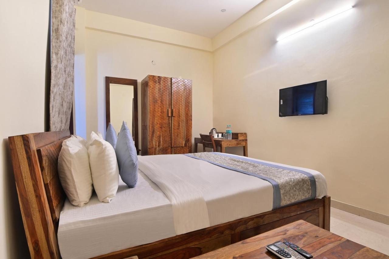 Hotel The York Noida Dış mekan fotoğraf