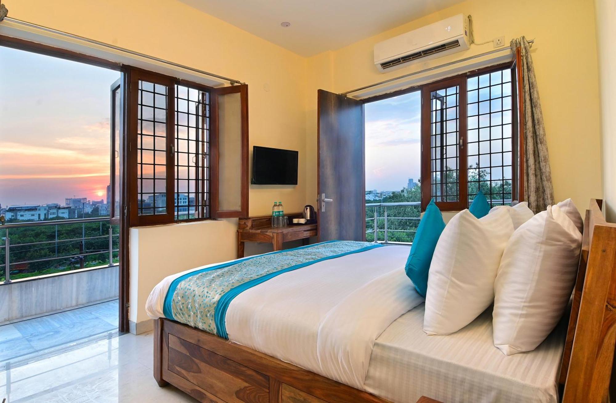 Hotel The York Noida Dış mekan fotoğraf