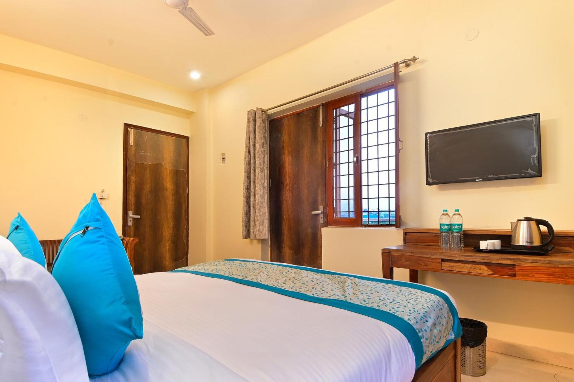 Hotel The York Noida Dış mekan fotoğraf